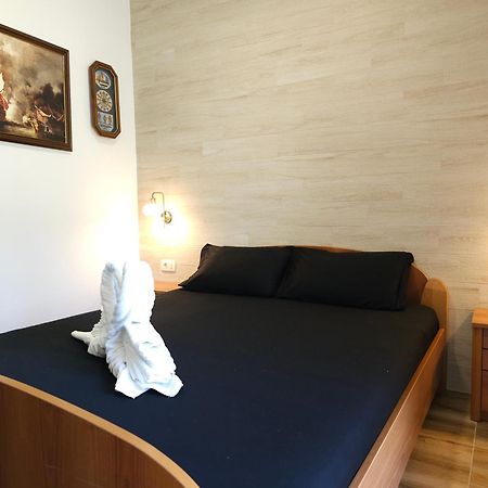 Clive Apartments Kotor Dış mekan fotoğraf