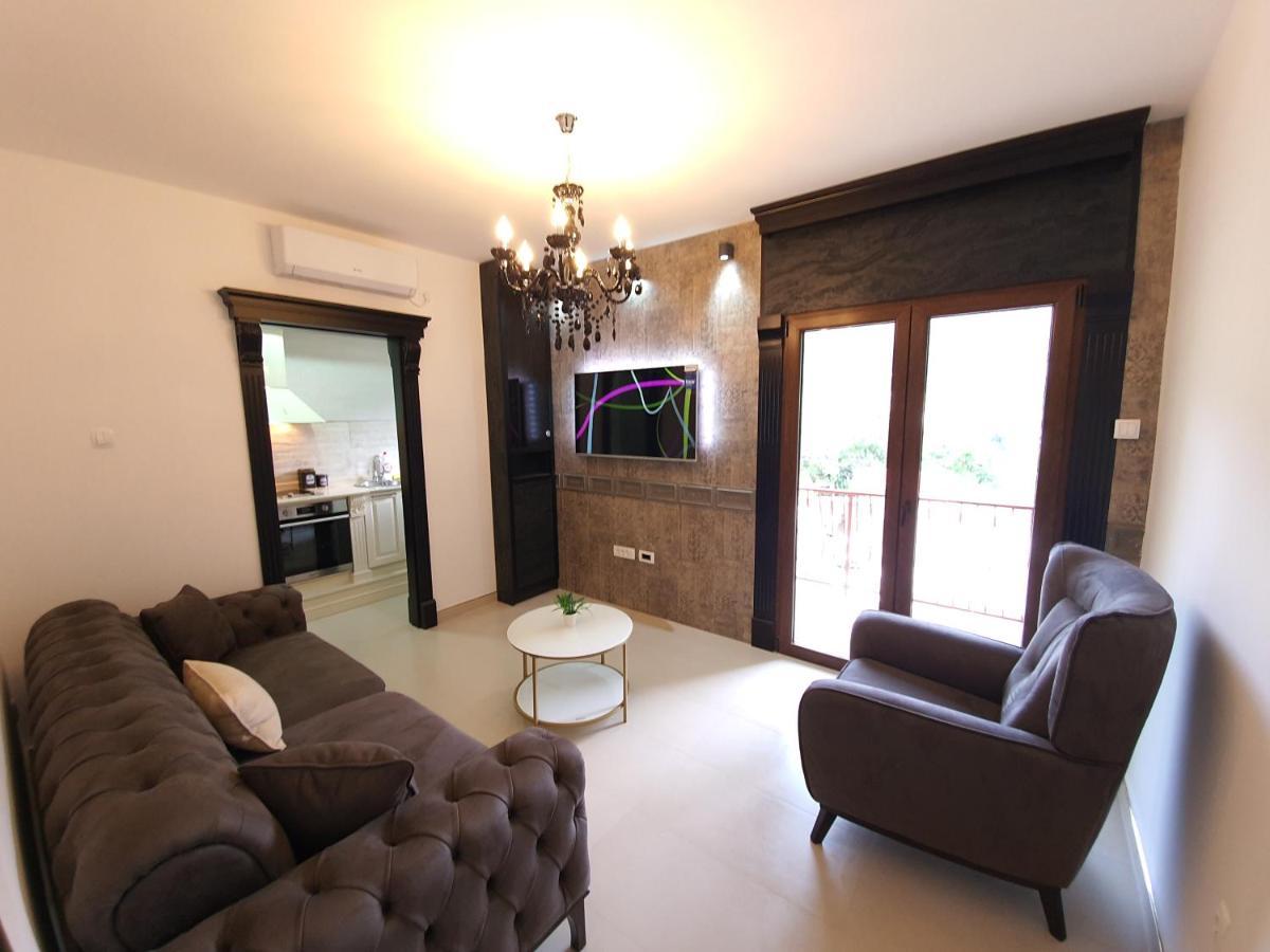 Clive Apartments Kotor Dış mekan fotoğraf